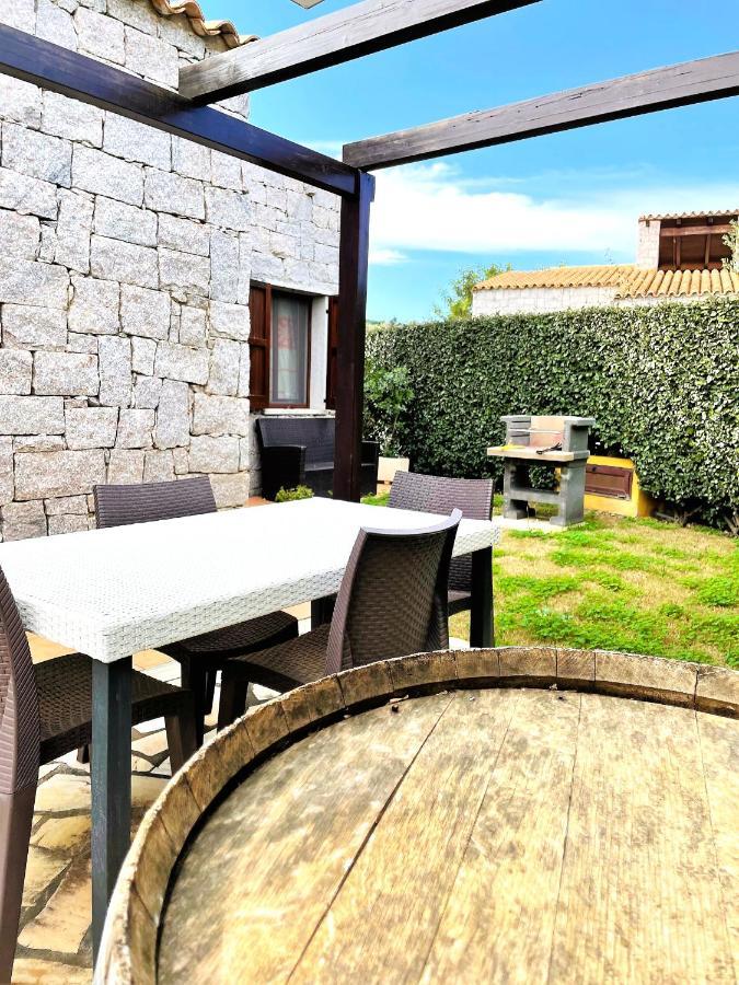 Calasinzias - Lower Level With Garden - 500m From The Beach Costa Rei